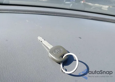 2004 Toyota Camry Xle z USA, uszkodzony, nr VIN 4T1BE32K54U895375